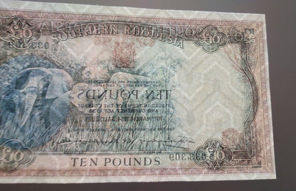 Réimpression sur papier avec filigrane Banque de Rhodésie du Sud 1938-1958. Colonie britannique.